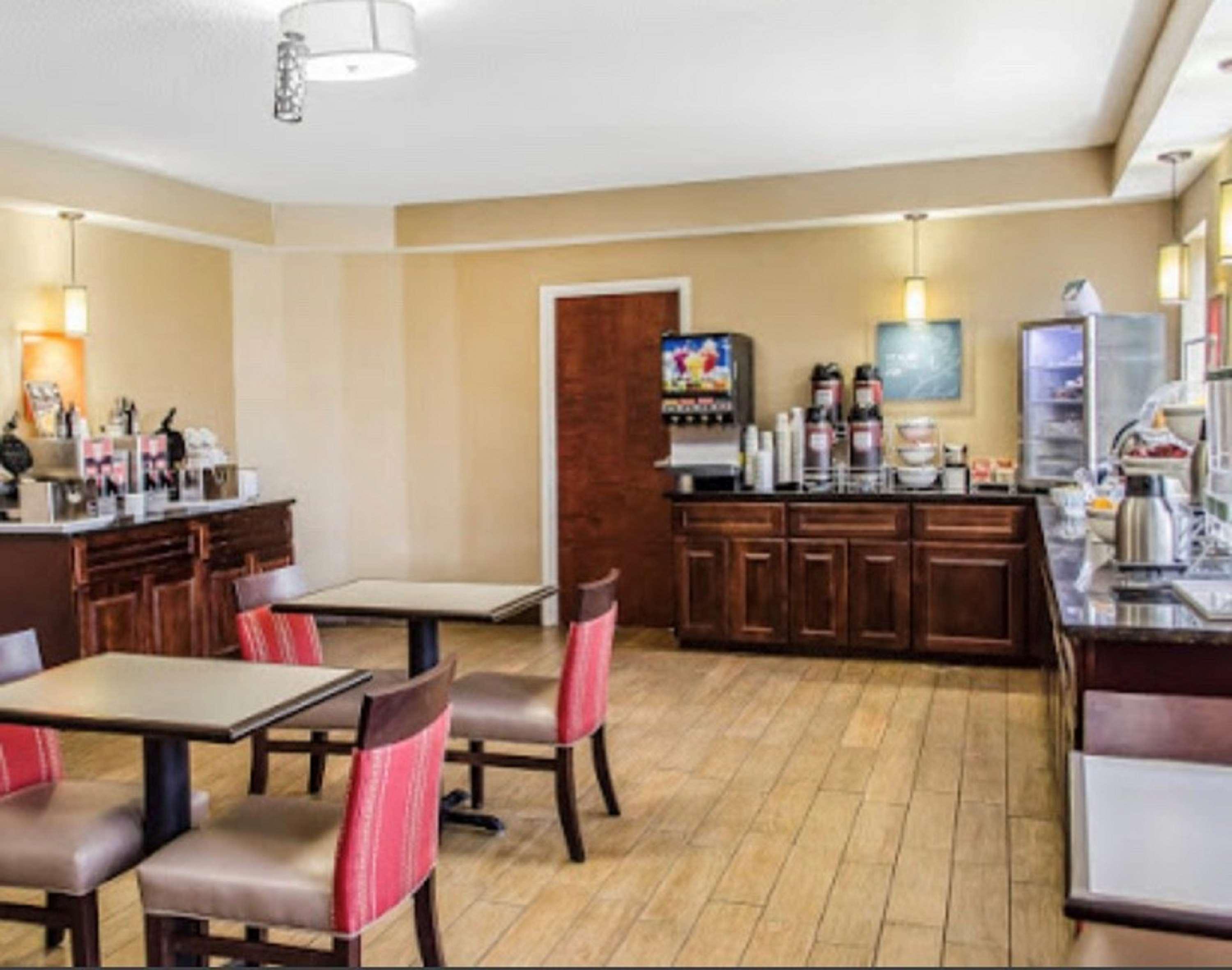 Surestay Plus By Best Western Jonestown Lebanon Valley Εξωτερικό φωτογραφία