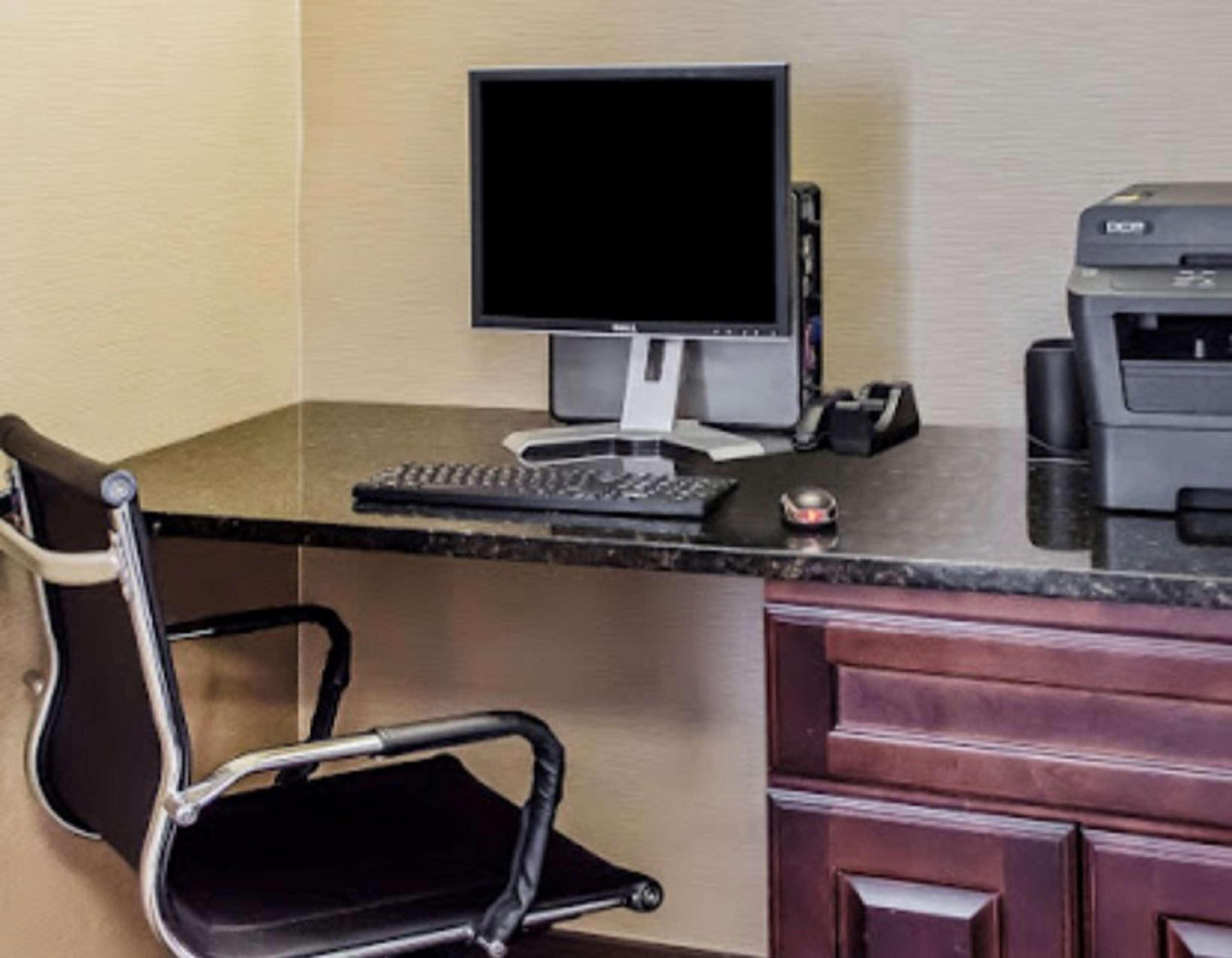 Surestay Plus By Best Western Jonestown Lebanon Valley Εξωτερικό φωτογραφία